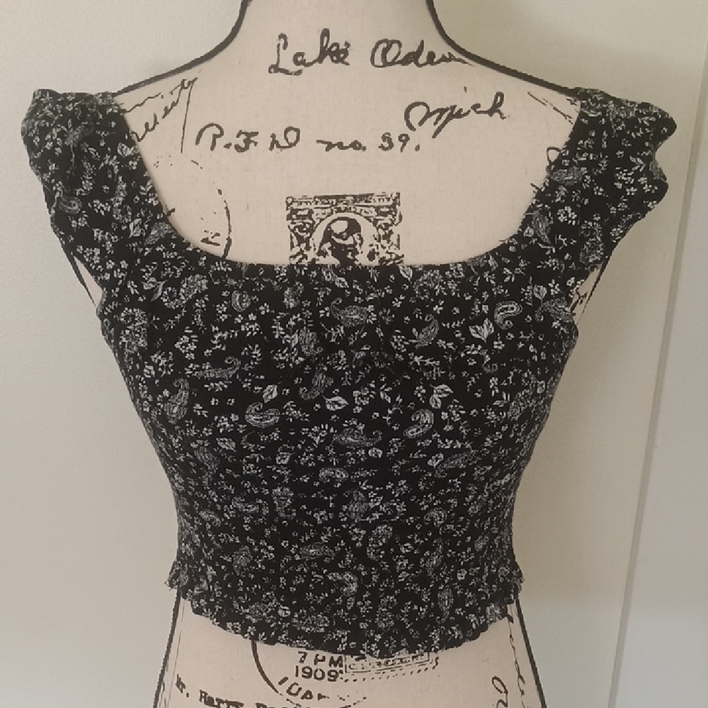 Pink Rose Black and White Puff Sleeve Smocked Blouse